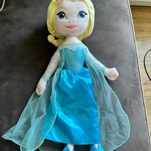 Medium size stuffed Elsa from Frozen!